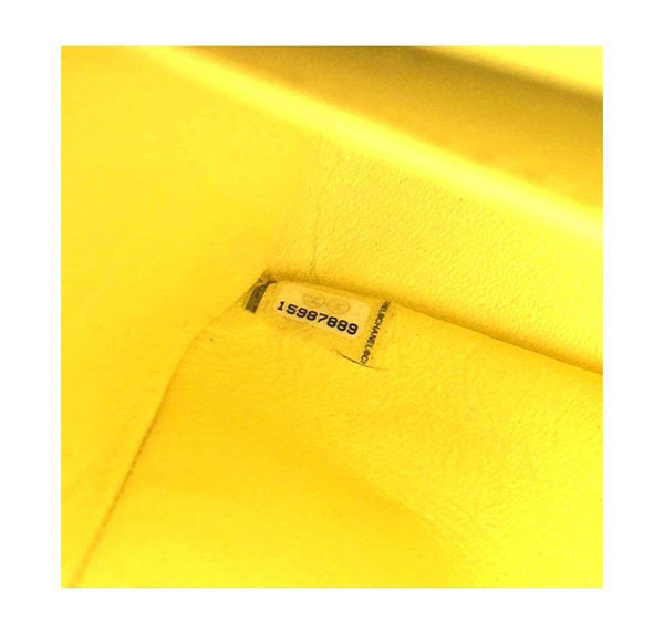 chanel double flap jumbo yellow used detail