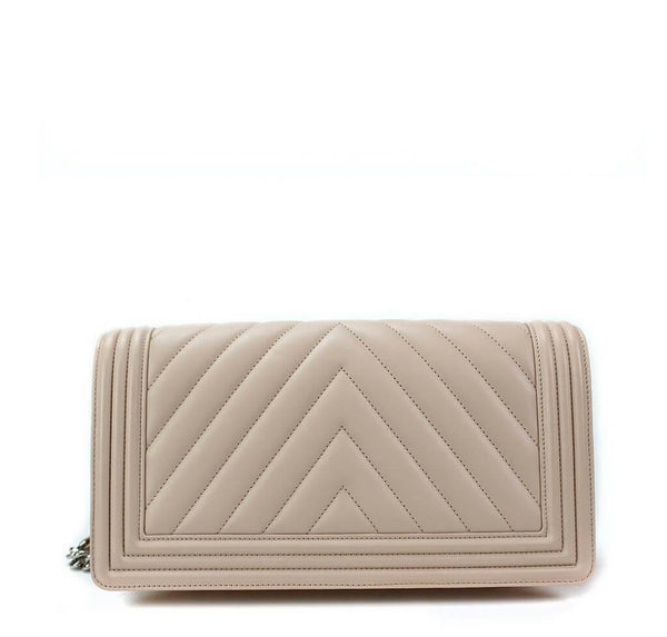 chanel boy flap bag light beige used back