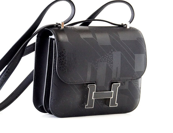 Hermès Constance 18 Limited Edition Noir Sombrero black enamel palladium pristine front right