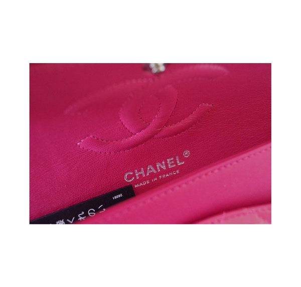 chanel medium flap bag fuschia new detail