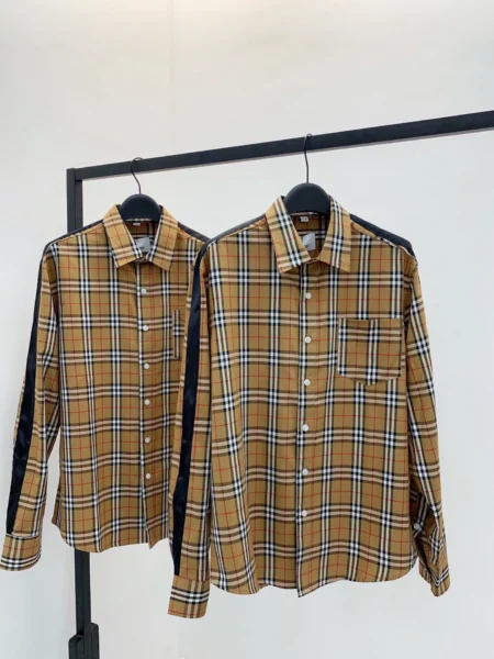 Replica Burberry 7661 Fashion Unisex Shirt 2