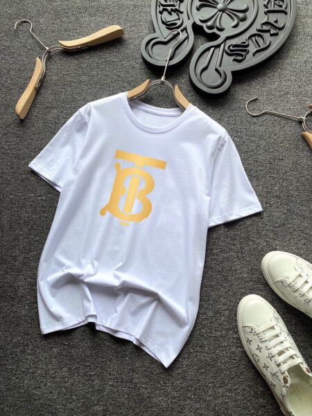 Replica Burberry 27080 Men Fashion T-Shirt Replica Burberry 27080 Men Fashion T-Shirt