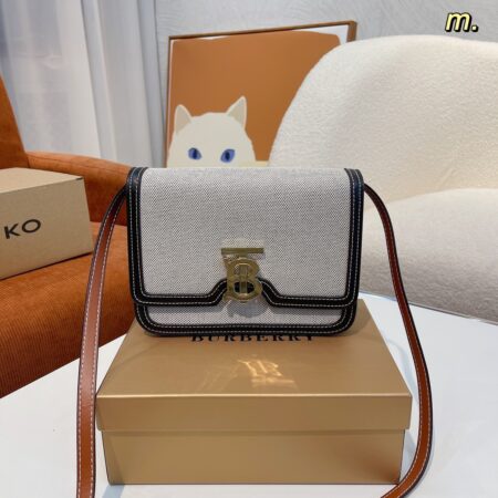 Replica Burberry 21651 Fashion Bag Replica Burberry 21651 Fashion Bag