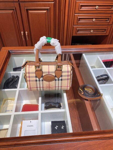 Replica Burberry 116564 Fashion Bag