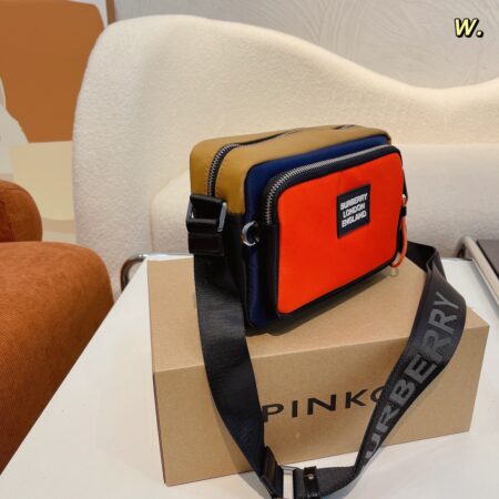 Replica Burberry 22379 Unisex Fashion Bag Replica Burberry 22379 Unisex Fashion Bag